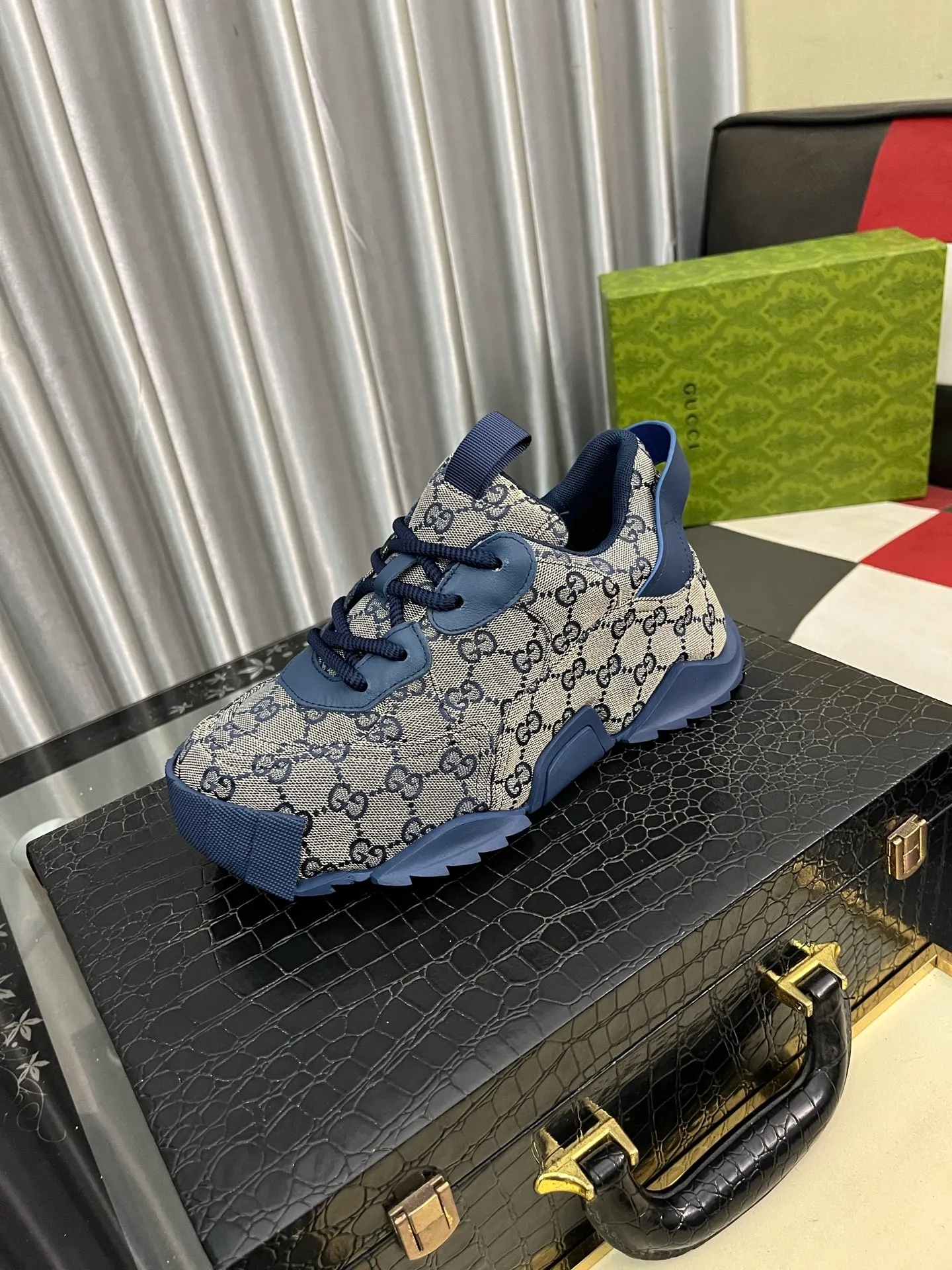 Men's shoes 💰600⌚️⌚️ (GUCCI-Gucci) luxury brand sports and casual shoes, imported original material, sheepskin lining, high-end and comfortable, original outsole is light and wear-resistant! Purely handmade, details determine quality! 38-444️⃣colors available